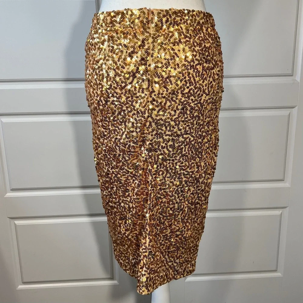N/A dazzling sequins